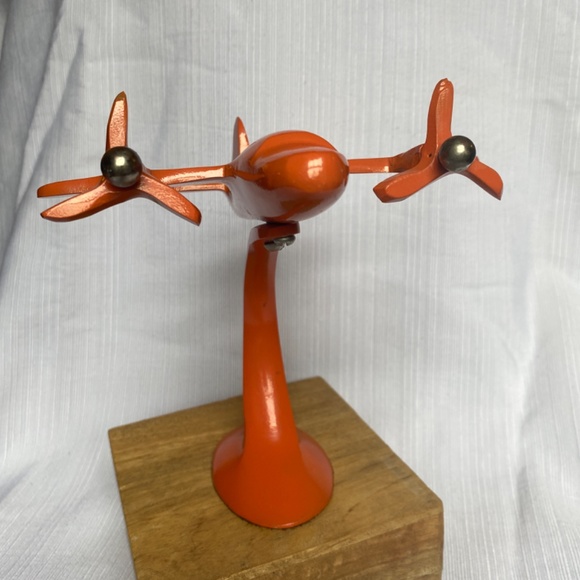 Plane decor - Picture 2 of 3